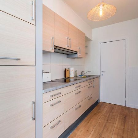 Ruim En Warm Appartement In De Winkelstraat Van Oostende 외부 사진