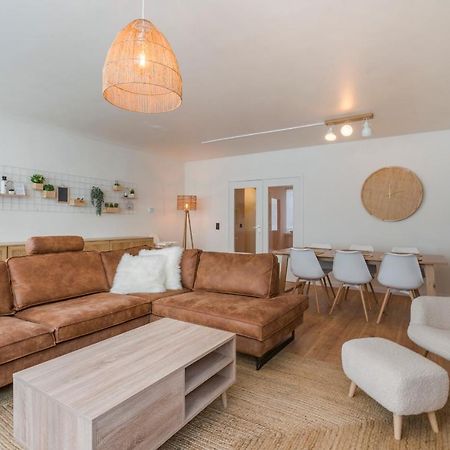 Ruim En Warm Appartement In De Winkelstraat Van Oostende 외부 사진
