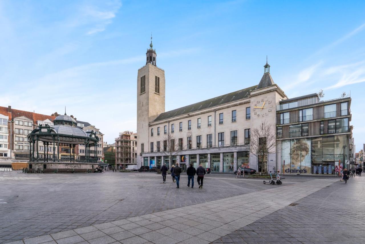 Ruim En Warm Appartement In De Winkelstraat Van Oostende 외부 사진