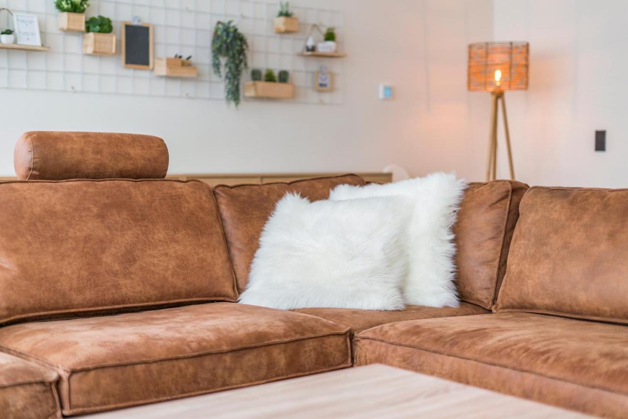 Ruim En Warm Appartement In De Winkelstraat Van Oostende 외부 사진